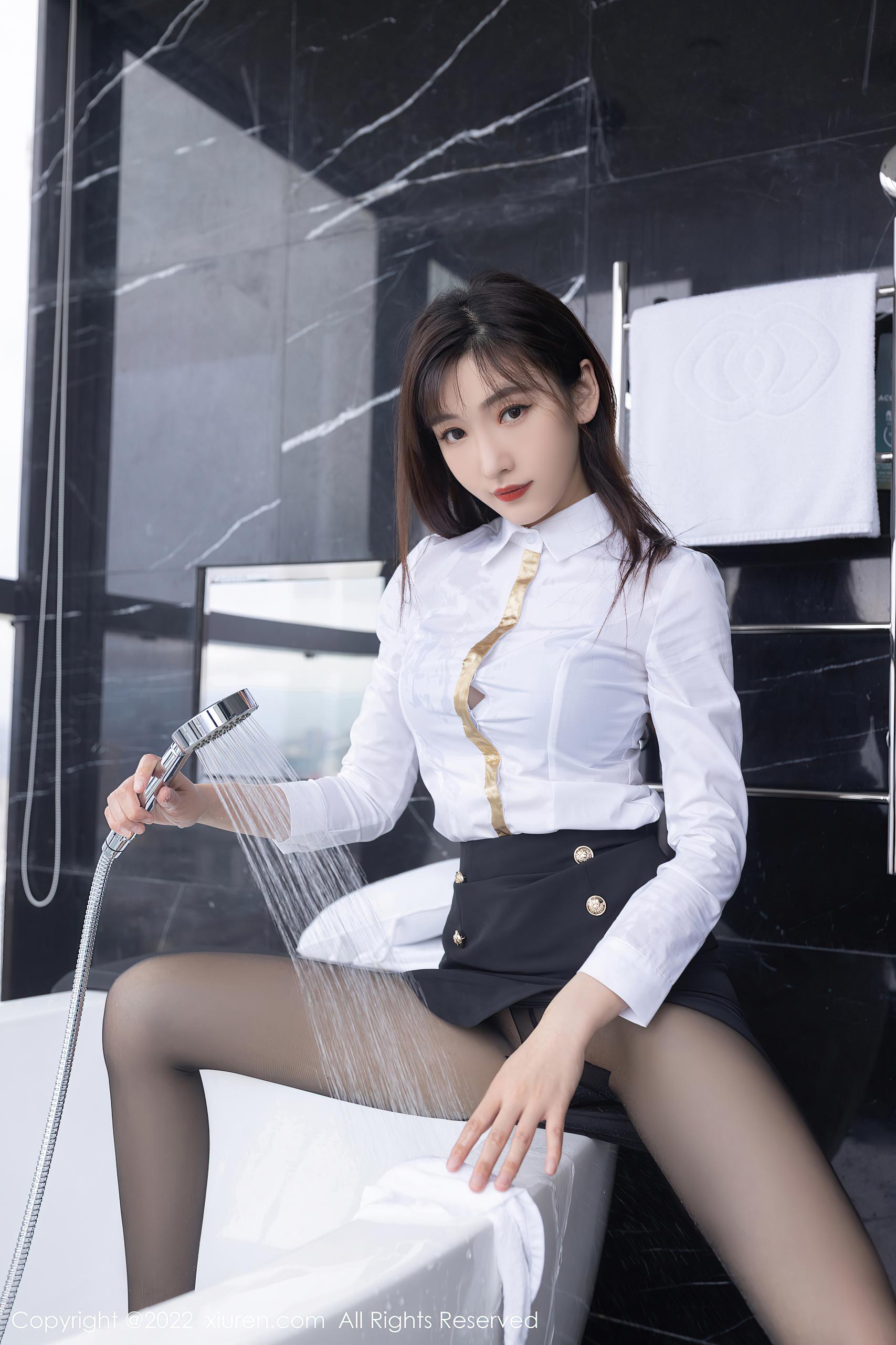 东方电子辞职的多吗！女明星魂穿到战火纷飞的祖国